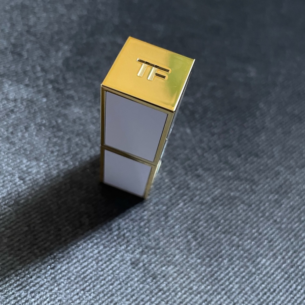 Tom Ford Lip Color Sheer "Cardi" 36 blue